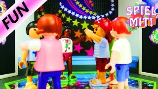 Kevin der Spielverderber| Playmobil Kinder spielen Mensch ärger dich nicht|Besuch in KIDS CLUB DISCO