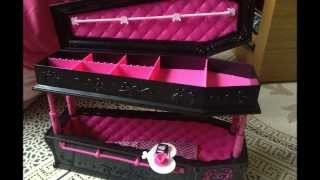 Monster high распаковка кровати Дракулауры (Bed Draculaura)