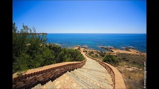 Испания, побережье Коста Бланка, море, пляжи и набережная в Кабо Роиг