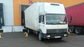 Мерседес подвёл, сломался на загрузке((