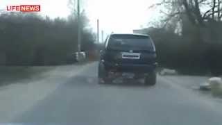 Crazy firefight on pursuit (Russian police vs BMW X5)