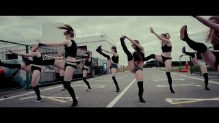 Twerk, booty dance. Танец Тверк для девушек. Школа танцев Dance Life.