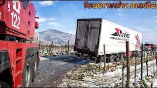 Aufwendige Bergung eines Sattelzuges in Oberloiben - Drei Feuerwehren im Einsatz