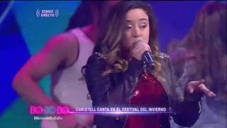 Christell en el Festival de invierno EOEOEO DE TVN
