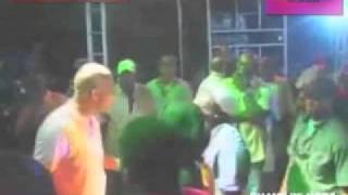 Prezidan Martelly sou Champ-De-Mars Kado-Kado Agogo 12/20/2011