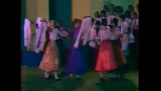 cervena ruza druha casc