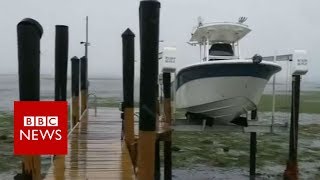 Hurricane Irma: Storm drains bay in Florida Keys - BBC News