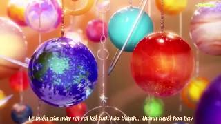 "Lệ buồn của mây rớt rơi kết tinh hóa thành tuyết hoa bay"