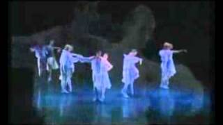 The Israel Ballet dances "Mendelssohn Concerto"