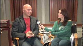 Derek Sivers - Get 350 Radio Stations To Play You