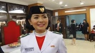 Mengenal Lebih Dekat Maria Felicia Gunawan PASKIBRAKA CANTIK Pembawa Baki Upacara HUT RI Ke 70