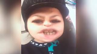 Балкон. Кофе. Микола.