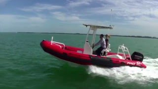 2016 Zodiac Nautic bateau semi-rigide et Mercury Marine moteur hors bord