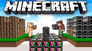 КТО ИЗ НАС НУБ В МАЙНКРАФТ ? БАШНЯ ЗАМОК ПРОТИВ MINECRAFT ТРОЛЛИНГ ЛОВУШКА ИЗ ЛАКИ БЛОК ! ЗАЩИТА ПРО