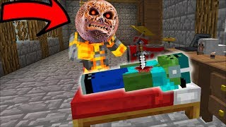 EVIL MOON HAUNTED HOUSE VISITS MARK FRIENDLY ZOMBIE HOUSE MOD / SPOOKY HAUNTED HOUSE !! Minecraft