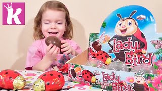 Необычные Яйца с Сюрпризом Божья Коровка Lady Bird Surprise Eggs toys unboxing
