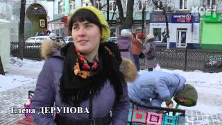 В Кольцовском сквере появились шерстяные лавочки