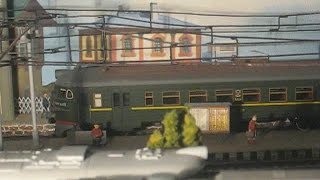 Электропоезд ЭР2. Масштаб 1.87
