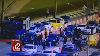 Гости кавказской свадьбы толпой избили москвича на дороге