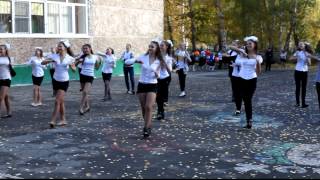 Оригинальное поздравление с Днем Учителя.
