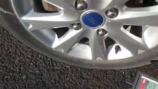 HOW TO RESET REPROGRAM TIRE PRESSURE MONITOR LIGHT ON A 2011-2016 FORD FIESTA.