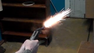 Самодельный пистолет выстрел.Стрельба из самодельного пистолета.