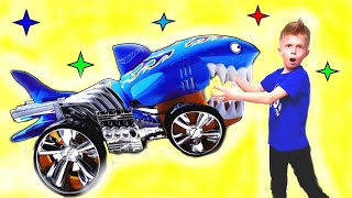 Тайна машинок Hot Wheels серии Монстры! Открываю и играю!