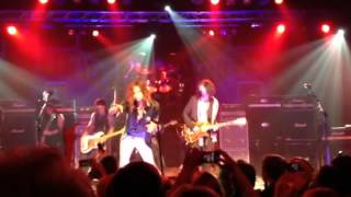 Johnny Depp shredded a 30 secs guitar solo on an Aerosmith - Alice Cooper session in 2012
