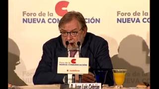 Foro de la Nueva Comunicación con Juan Luis Cebrián