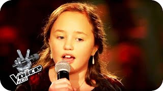 The Beatles - Blackbird (Zoé-Loes) | The Voice Kids 2017 | Sing Offs | SAT.1