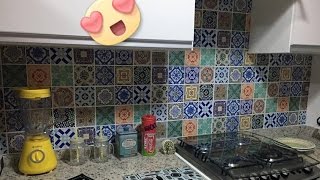 Aplicação Adesivo Azulejo -  Foscauto Adesivos