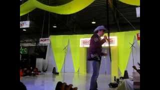 Miguel Martínez "Tu rey León, La niña fresa, 12 rosas"- Expo15 México Junio 15 2013