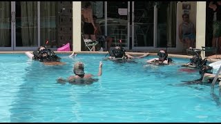 LEARNING TO SCUBA DIVE!