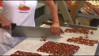 La cubbaita  o Torrone Siciliano     Fenomenale maestra caramellaia