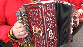 Забористые русские частушки под гармонь от Валентины Лункиной