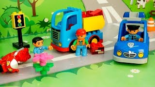 Мультфильмы для детей с игрушками - День Рождения мамы! Видео про машины помощники.
