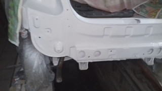 Daewoo Matiz  этапы; шпаклевка,грунтовка,покраска кузова.