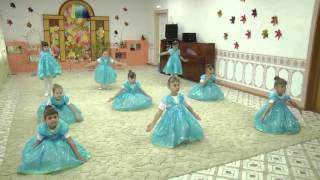 Танец ""Капельки" МАУДО "Детский сад №1" г. Ялуторовска.