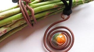 Plastic necklace-Riciclo creativo plastica: collane di "asparagi"