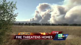 Wildfire threatens homes near Lake Berryessa