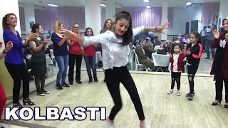 Kolbastı Hoptek kız oyunu. Turkish Kolbasti dance. Турецкий танец Колбасты