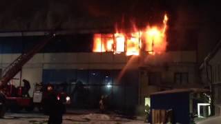 Пожар в торговом центре "Атолл" в Орле