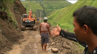 Deadliest Journeys - Philippines : When The Mountain Rumbles