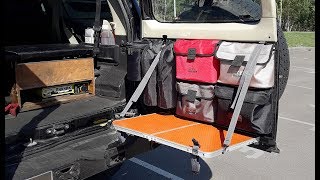 Панель MOLLE на задней двери Nissan Patrol Y61. Навесной столик и подсумки