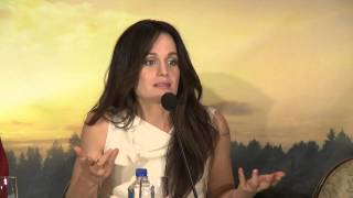 Elizabeth Reaser, Kellan Lutz, Jackson Rathbone, Nikki Reed Part 1: Breaking Dawn Part 2 Press Conf
