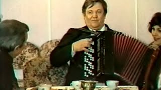 Народный хор ДК "Молодежный" Старый Оскол (1997 год)