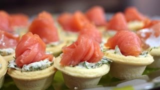 Тарталетки с семгой и сыром