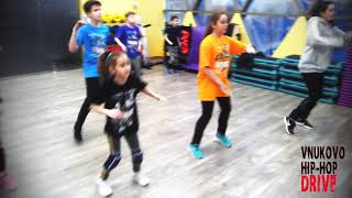 ВНУКОВО.. ФИТНЕС..  ТАНЦЫ ВО ВНУКОВО  ДРАЙВ  ХИП ХОП  8 916 9563413