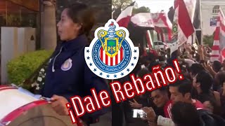 CHIVAS Femenil | Gran Recibimiento De Afición En Hotel De San Luis Potosí