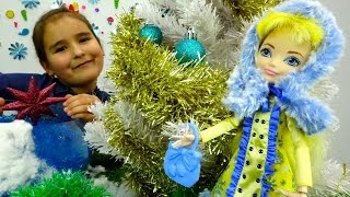 Видео для детей с новогодней сказкой про новогодние игрушки